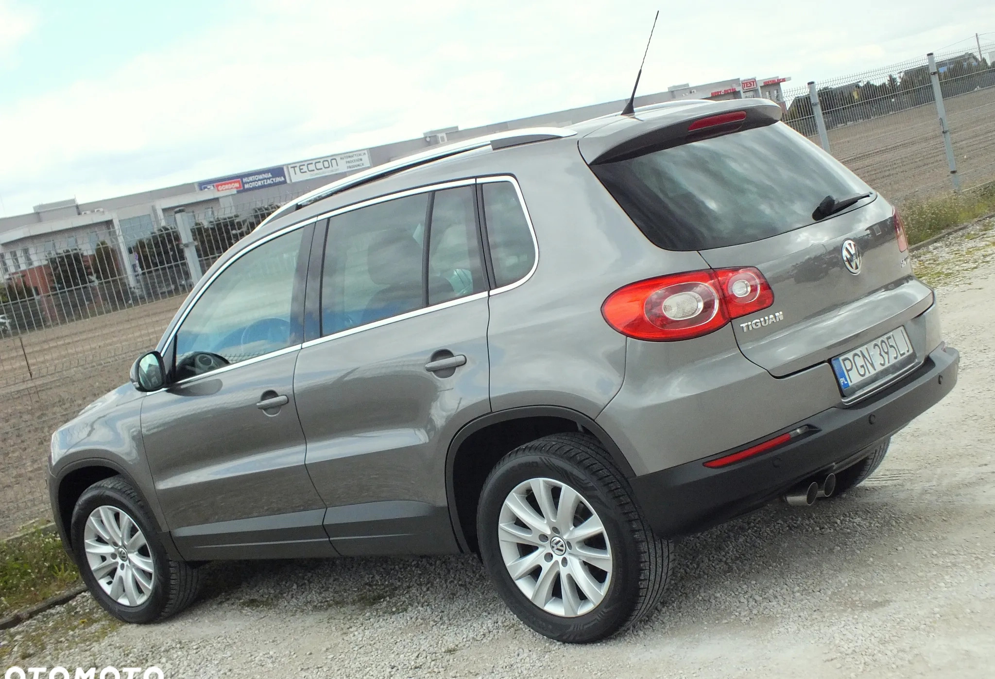 Volkswagen Tiguan cena 35900 przebieg: 151800, rok produkcji 2008 z Gniezno małe 137